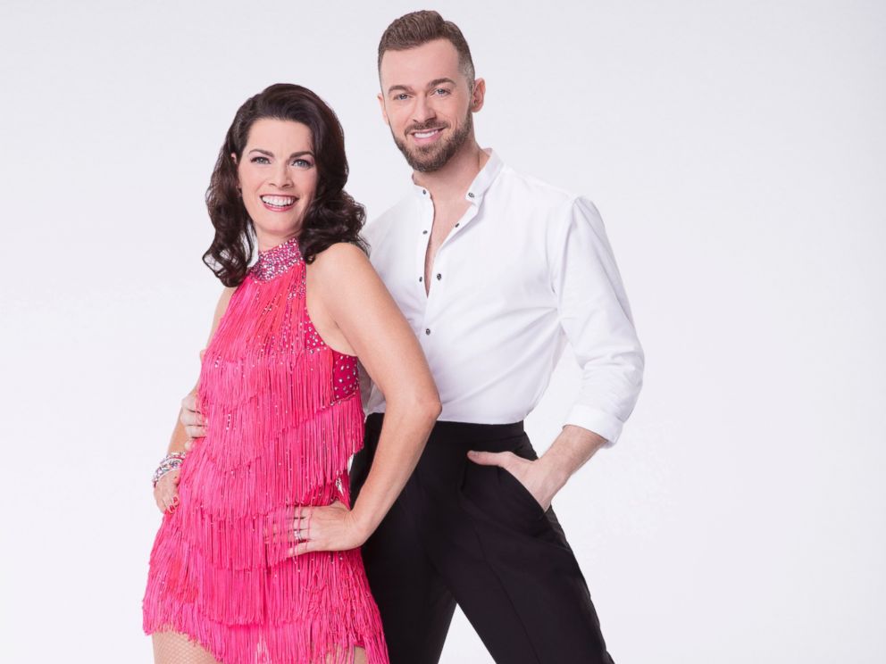 ABC-Nancy-Kerrigan-Artem-Chigvintsev-DWTS-ml-170228_4x3_992.jpg