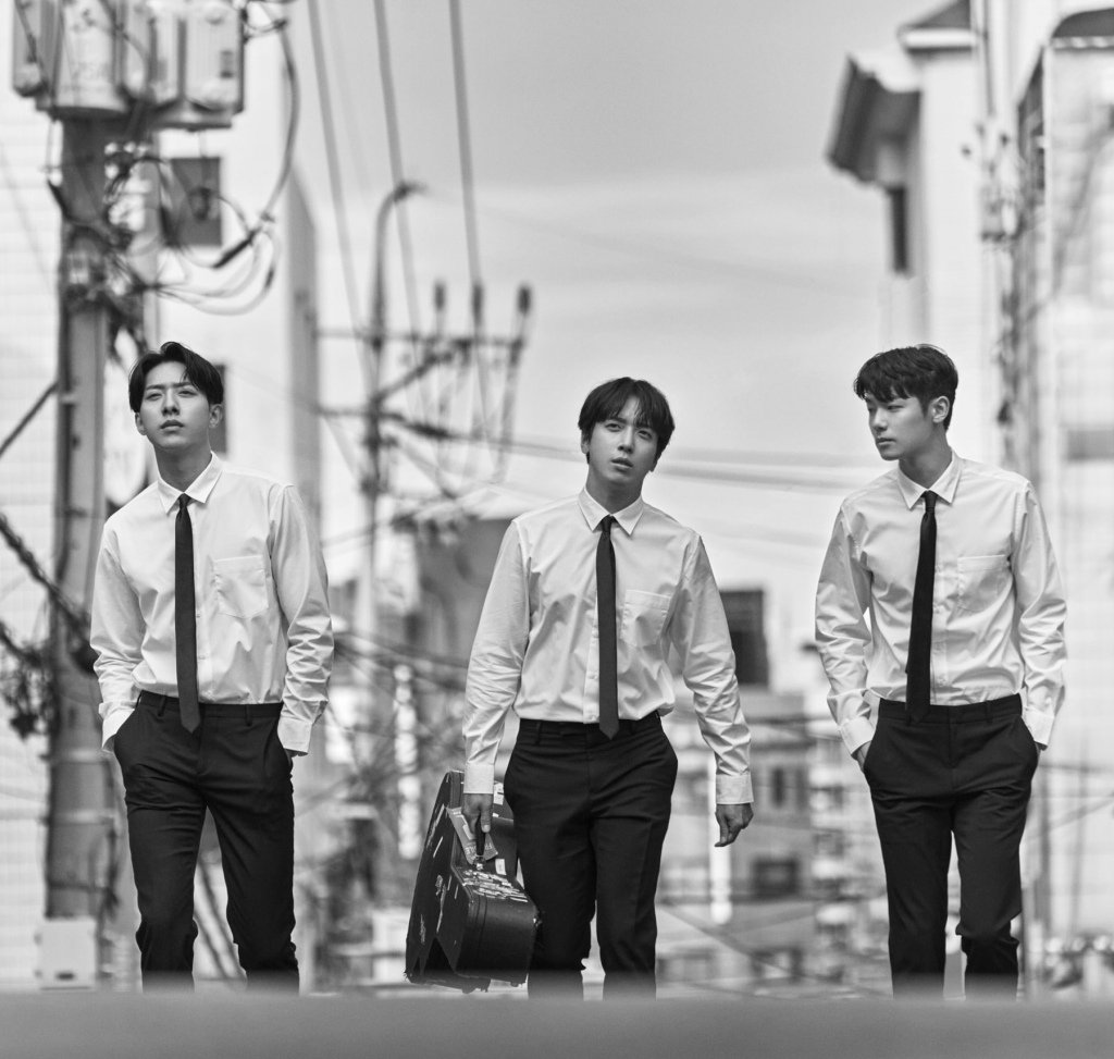 CNBLUE’S Mini Album ‘RE-CODE’ Provides Comfort in the Midst of&nbsp;Change