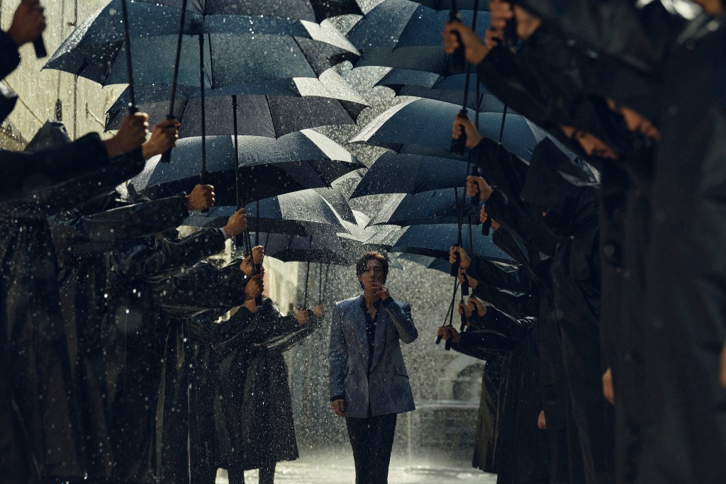 TVXQ’s U-KNOW Views Life Cinematically in His Mini Album&nbsp;‘NOIR’