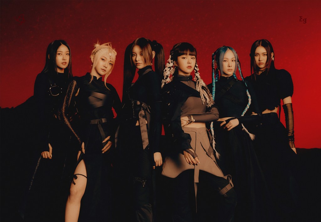 EVERGLOW Is A Resilient Force in Their Single Album ‘Last&nbsp;Melody’